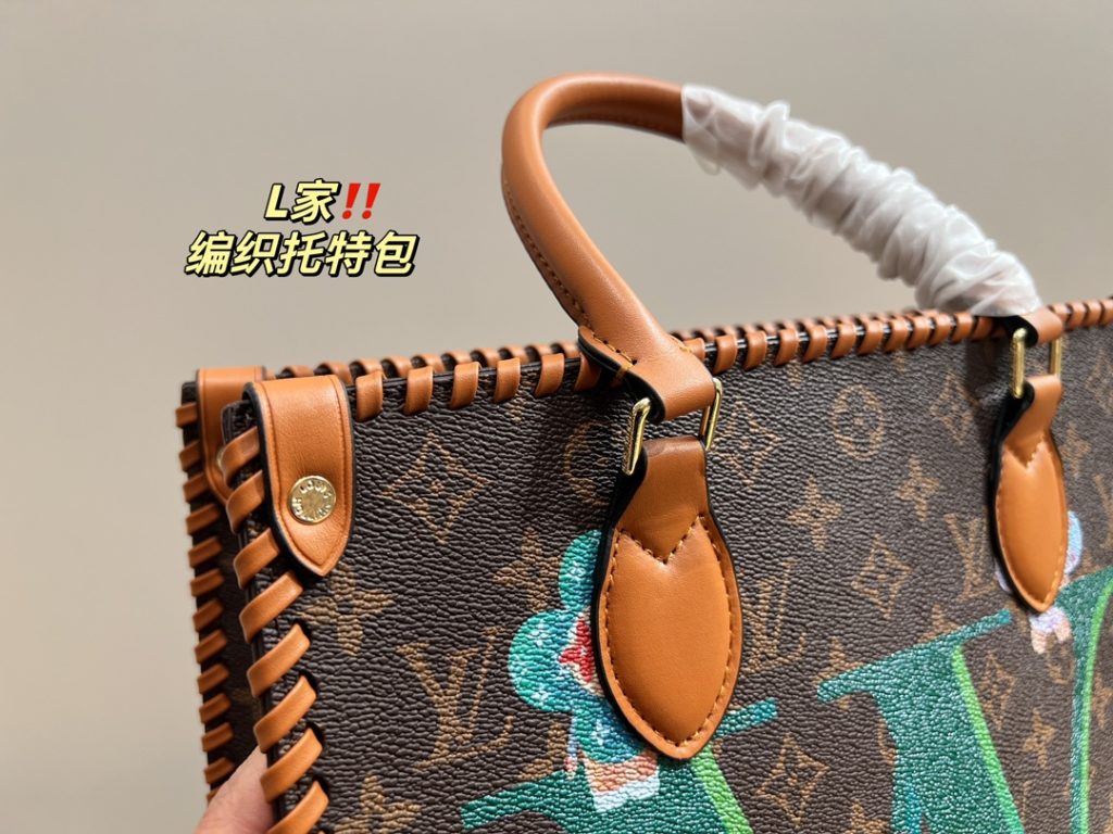 LV woven tote bag<br>Low-key and textured<br>Unique artistic atmosphere<br>High value collector must enter