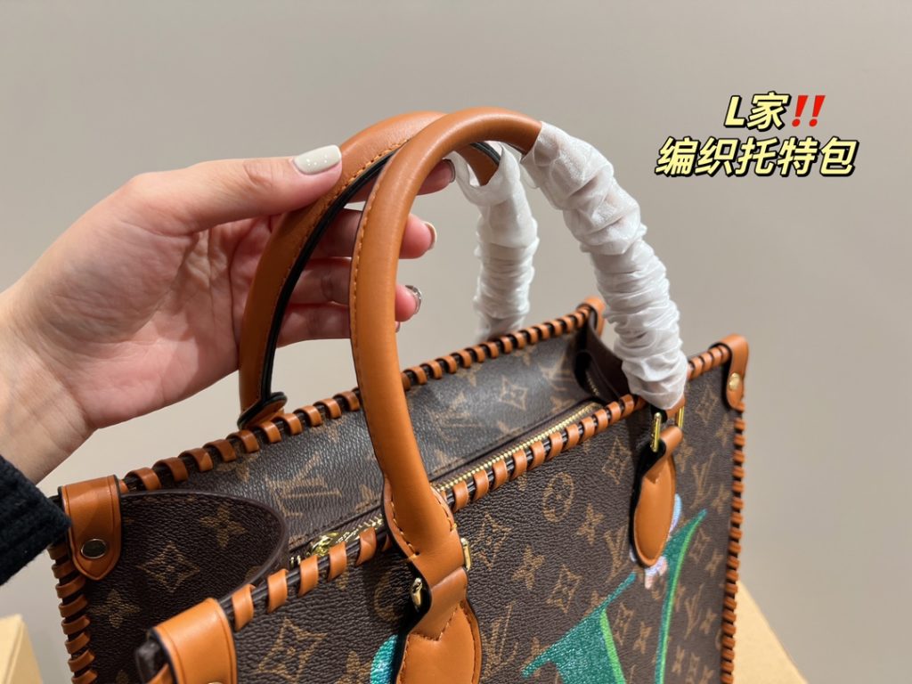 LV woven tote bag<br>Low-key and textured<br>Unique artistic atmosphere<br>High value collector must enter