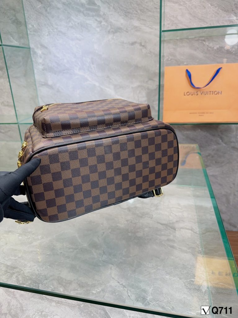 🤎 LV shoulder bag Imported pvc fabric<br>Simple and versatile High value<br>The first choice for daily outings<br>A must-have for cool fashion girls