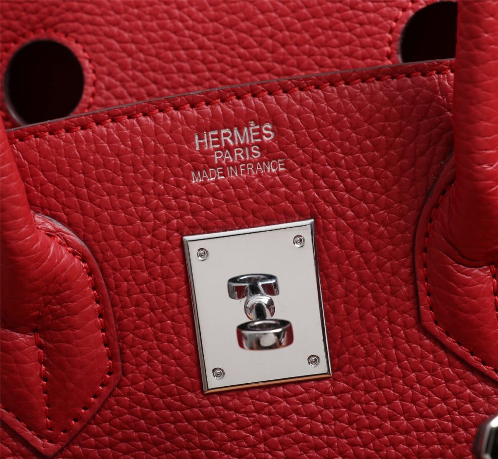 (Original platinum sheet) Hermes Herm è s litchi pattern 💰 👑👑 Imported calf leather 👼 No matter how small the details are, they are clear at a glance 😱💅 🏻 Steel hardware, never fade ✌ 🏻️ ➰ Let's talk about details 👑💅 🏻 💋🈯 ️ 😈 A must-have item for celebrities to show elegance 💣