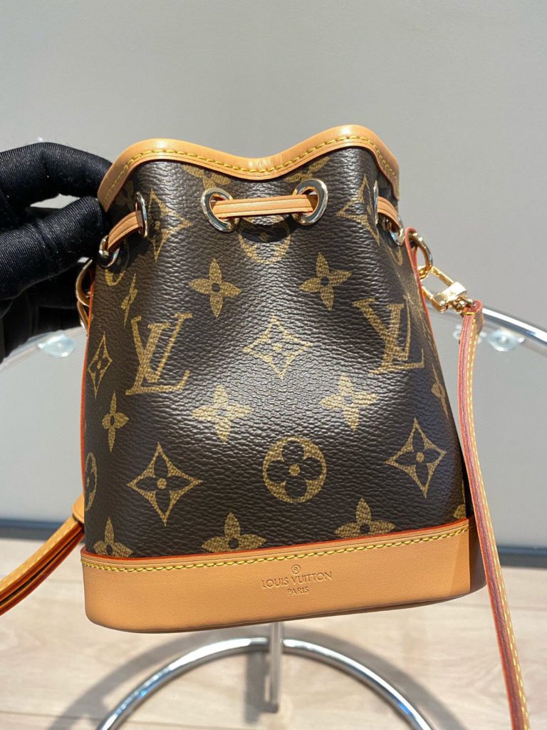 LV new NANO NOÉ handbag single shoulder crossbody tote mini bucket bag<br>Size: 16<em>13</em>10CM Shoulder strap can be removed and adjusted