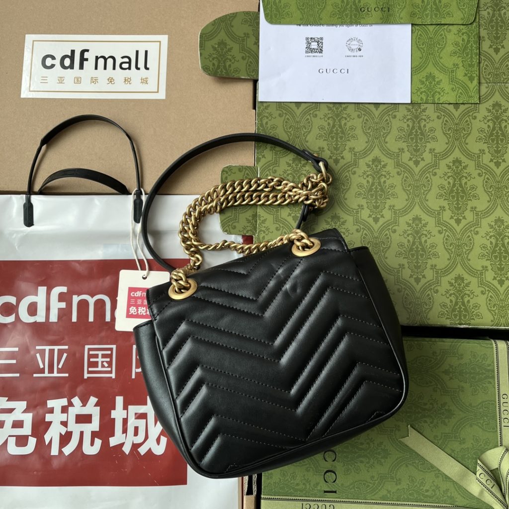 📣📣📣 [Original leather 🌈 (Cdfmall Sanya duty-free shop handbag] 🔥🔥 Have you accepted the irresistible beauty package? GG Marmont series, 🐯 Elegant and exquisite design has captured the hearts of many young girls! At the same time, it is also a must-have piece for global talent! Great! (Black G hardware vacuum electroplating, not easy to fade) Model: 447632. Size: 24 * 12 * 7cm. Color: light green/original leather.