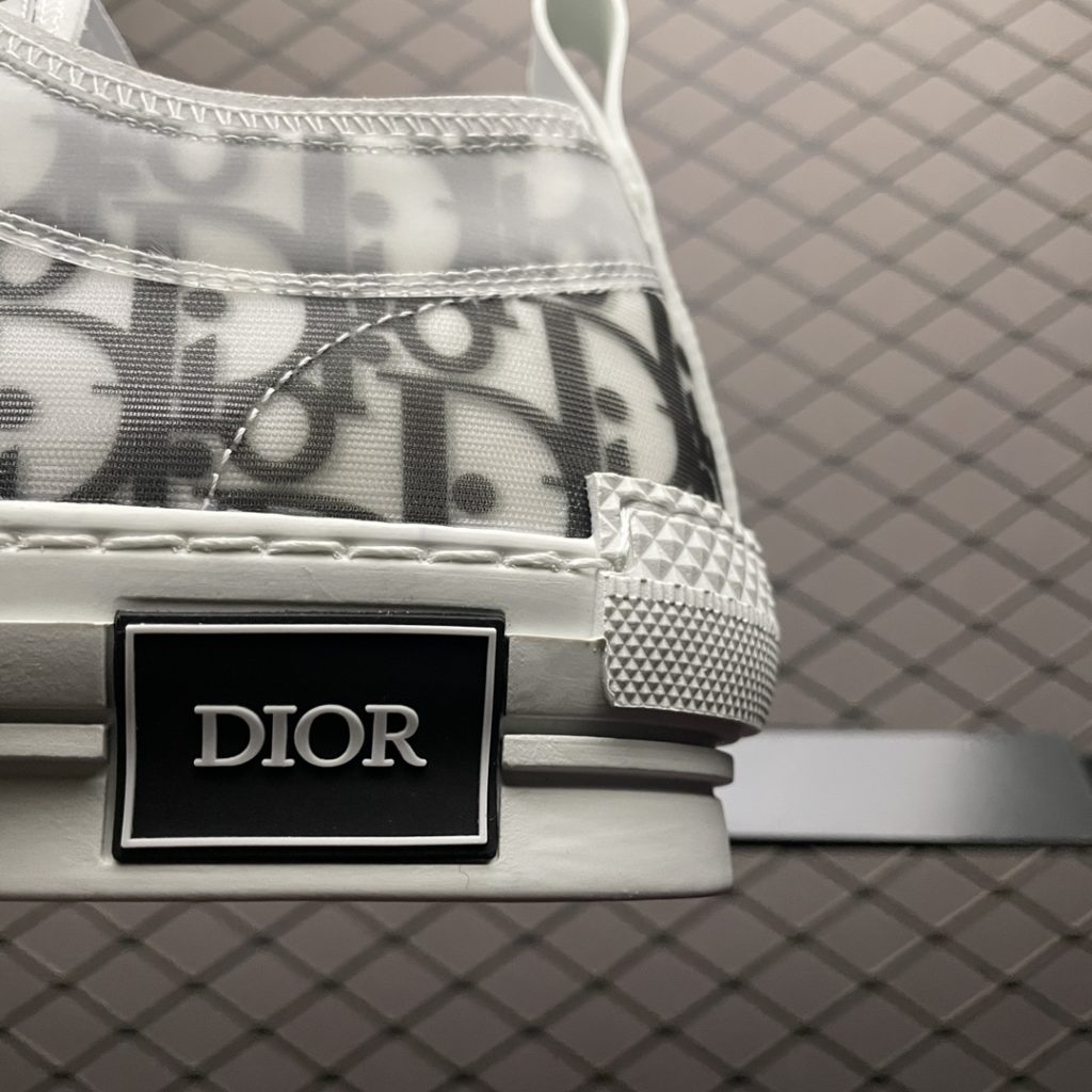 Local self-fetching Dior Dior B23 Oblique Low Top Sneakers Dior 