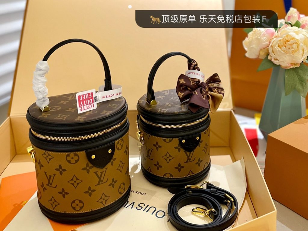 Original leather K gold<br>Folding gift box + Rakuten duty-free airplane case + delivery silk scarf<br>Lv Cannes fortune barrel round barrel bag it is so loved, not only elegant and beautiful, but also classic and durable, not only everyone likes, celebrities also love, the appearance rate is extremely high, from summer clothes to winter clothes, with it will have the street hipster model to everywhere