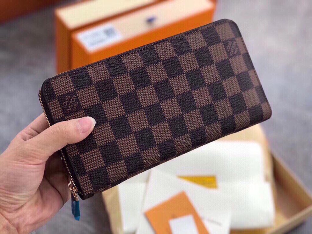 🎀 color old flower black grid curry grid 🎀 size 19x10 🎀 model 60017 🎀 LV ✨ counter fine classic single zipper wallet original quality original hardware 👍🏻 never out of fashion hand must-have models [Delight] sales champion