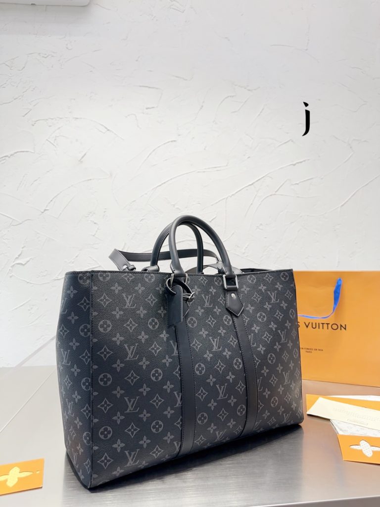 LV men's bag SAC PLAT psychedelic floral handbag shoulder bag large capacity tote bag size 44 * 32cm