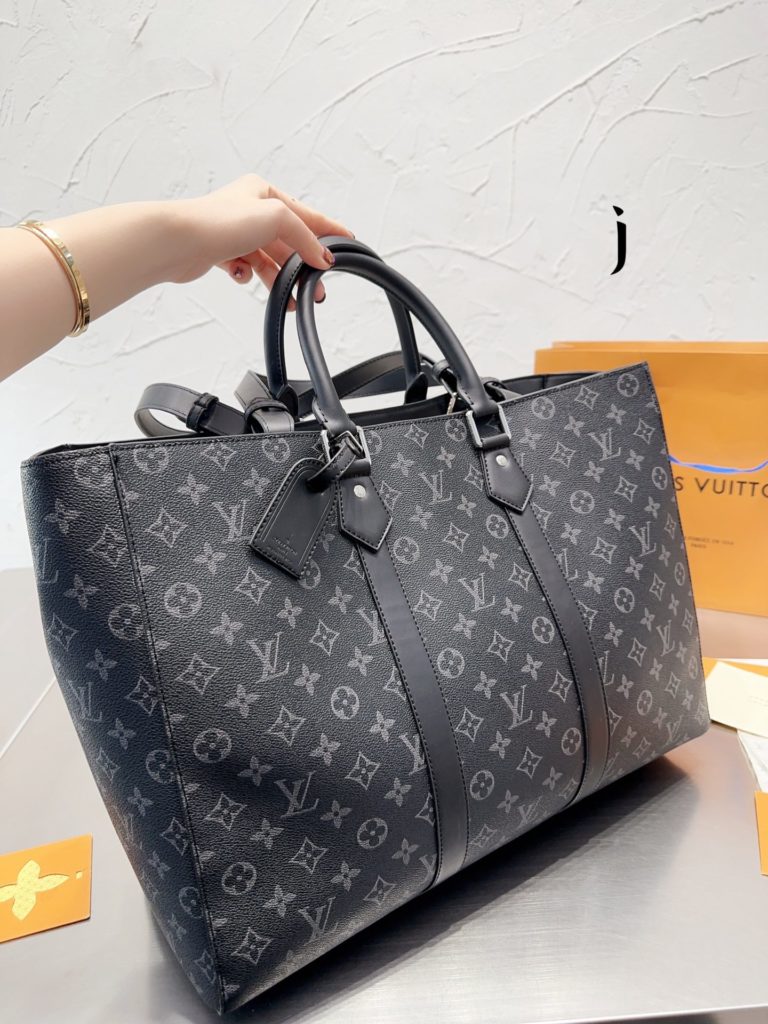 LV men's bag SAC PLAT psychedelic floral handbag shoulder bag large capacity tote bag size 44 * 32cm