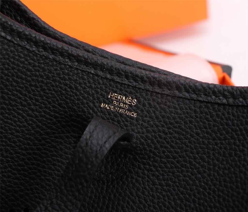 (Real shot with gold deduction) Batch:  Hermes Hermes Evelyn mini17 backpack imported TOGO leather semi-handmade wax thread pure steel hardware 🥰🥰 It's so beautiful. It's so beautiful. It's so cute