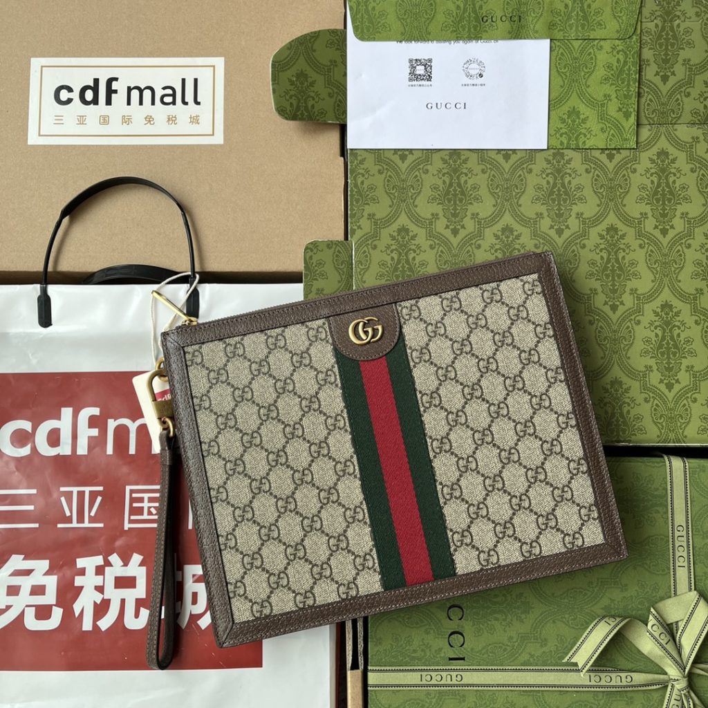 📣📣📣 [Original leather 🌈 (Cdfmall Sanya duty-free shop handbag] 🔥🔥 The series launched by the GG large Tote Bag brand continue the design concept that the single item should not only be popular for one season, but will be renewed over time. The classic interlaced letter elements derived from the initials of Guccio Gucci continue to inject brand identity charm into the new design. This Ophidia Tote bag is made of classic beige and ebony GG Supreme canvas and is decorated with red and green striped webbing. Model: 726755 Size: 40 * 33 * 19 Color: pvc brown