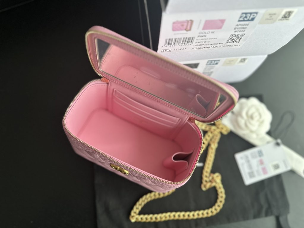 23p new product box bag ball grain cow leather retro hardware size: 16cmx8cmx10cm model: 3204