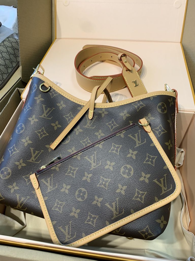 Louis Vuitton carryall bag/Customer order