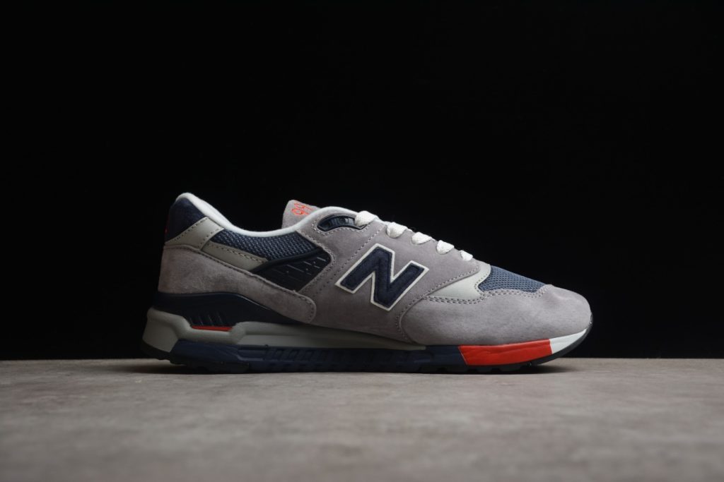 New Balance RC NB998 series US-made M998GNR uses raw materials and glue to supply Tmall Mixer's various special counters and shopping malls with a full set of molds. The front and rear soles are combined in sections. The sole is made of pure original leather. The size of the top skin with pores is 39.5 40 40.5 41.5 42 42.5 43 44