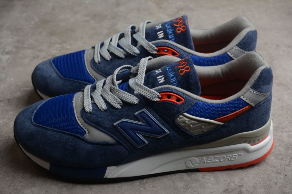 New Balance RC NB998 series US-made M998GNR uses raw materials and glue to supply Tmall Mixer's various special counters and shopping malls with a full set of molds. The front and rear soles are combined in sections. The sole is made of pure original leather. The size of the top skin with pores is 39.5 40 40.5 41.5 42 42.5 43 44