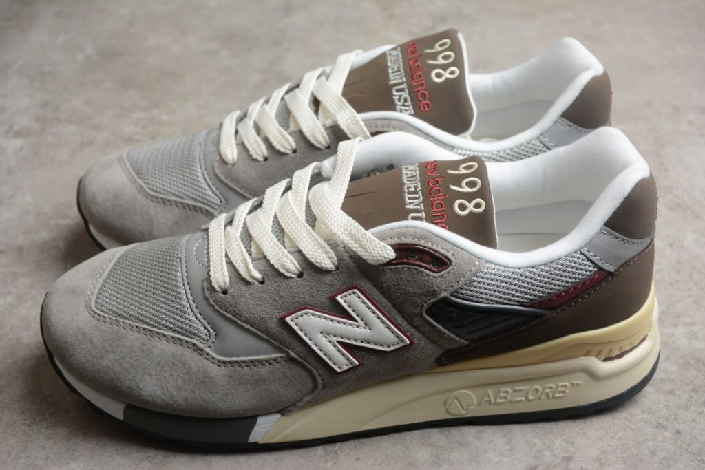 New Balance RC NB998 series US-made M998GNR uses raw materials and glue to supply Tmall Mixer's various special counters and shopping malls with a full set of molds. The front and rear soles are combined in sections. The sole is made of pure original leather. The size of the top skin with pores is 39.5 40 40.5 41.5 42 42.5 43 44