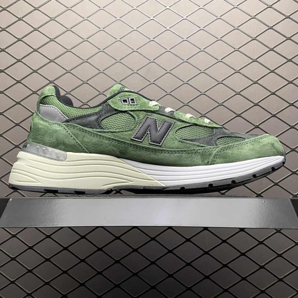 JJJJound x New Balance M992JJ Co branded New Bailun Retro Casual Running Shoe Original Shoe Development New Independent Private Model Sole The Only Correct Combination of Soles Across the Network High End Retail Exclusive Product Size: 36 37 37.5 38 38.5 39.5 40 40.5 41.5 42 42.5 43 44 44.5 45 46.5