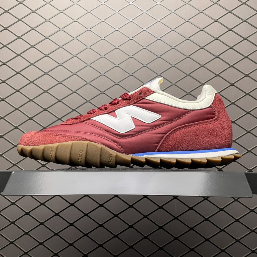 New Balance URC30BA Retro Casual Running Shoe Size: 36 37 37.5 38 38.5 39.5 40 40.5 41.5 42 42.5 43 44 44.5 45