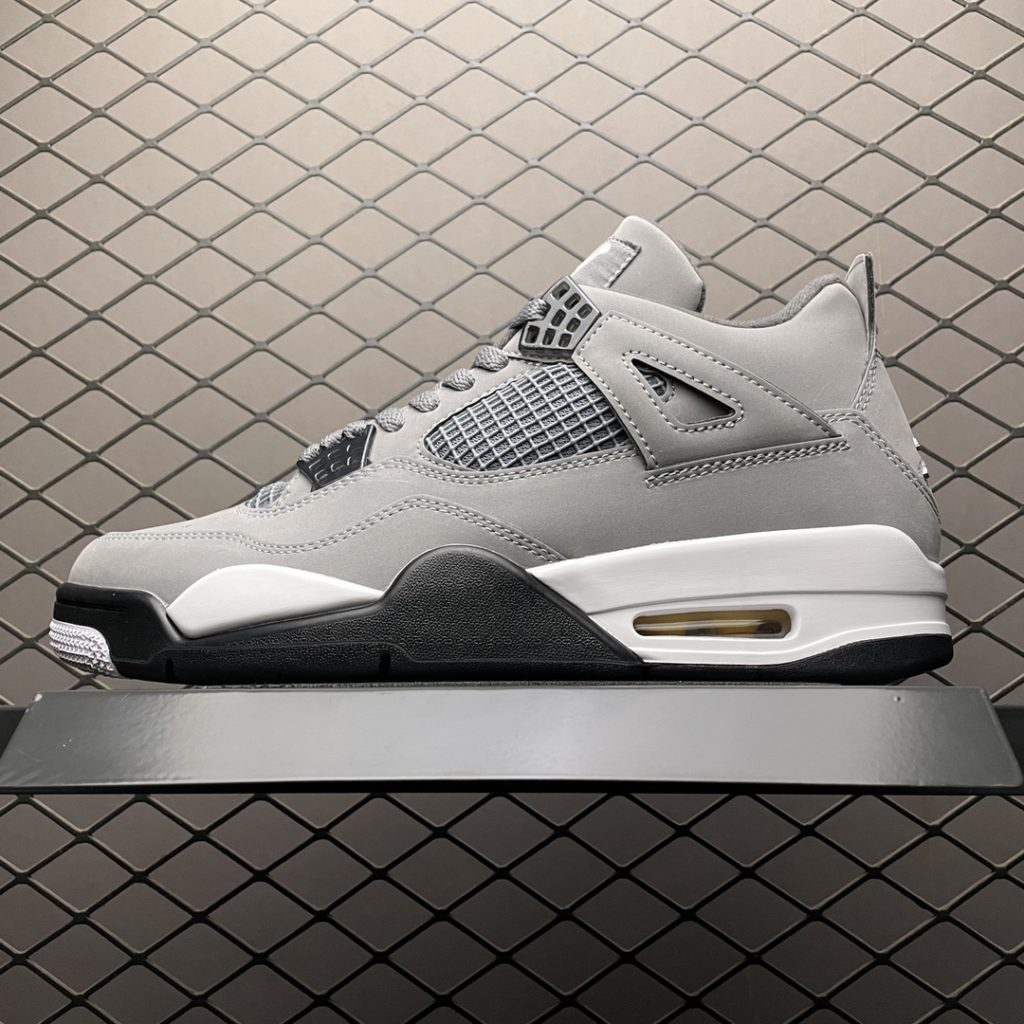 AirJordan 4 