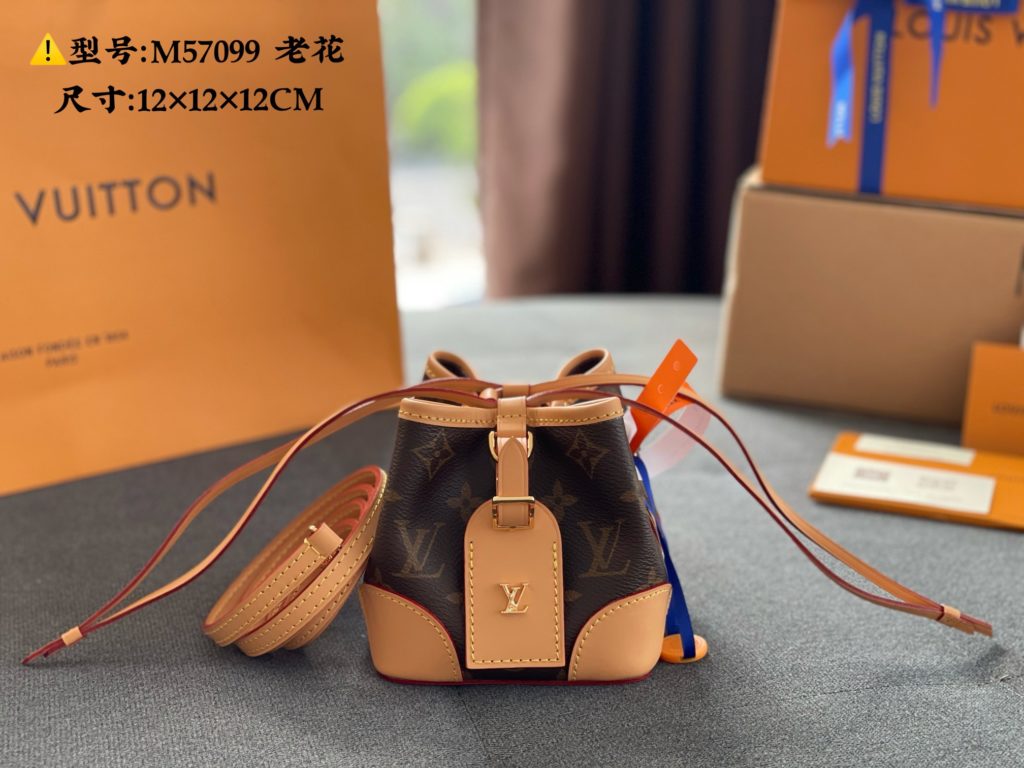 M57099 Mini Bucket Bag NO ⏴ PURSE Handbag debuted at the 2020 Autumn/Winter Fashion Show Size: 12 × twelve × 12CM