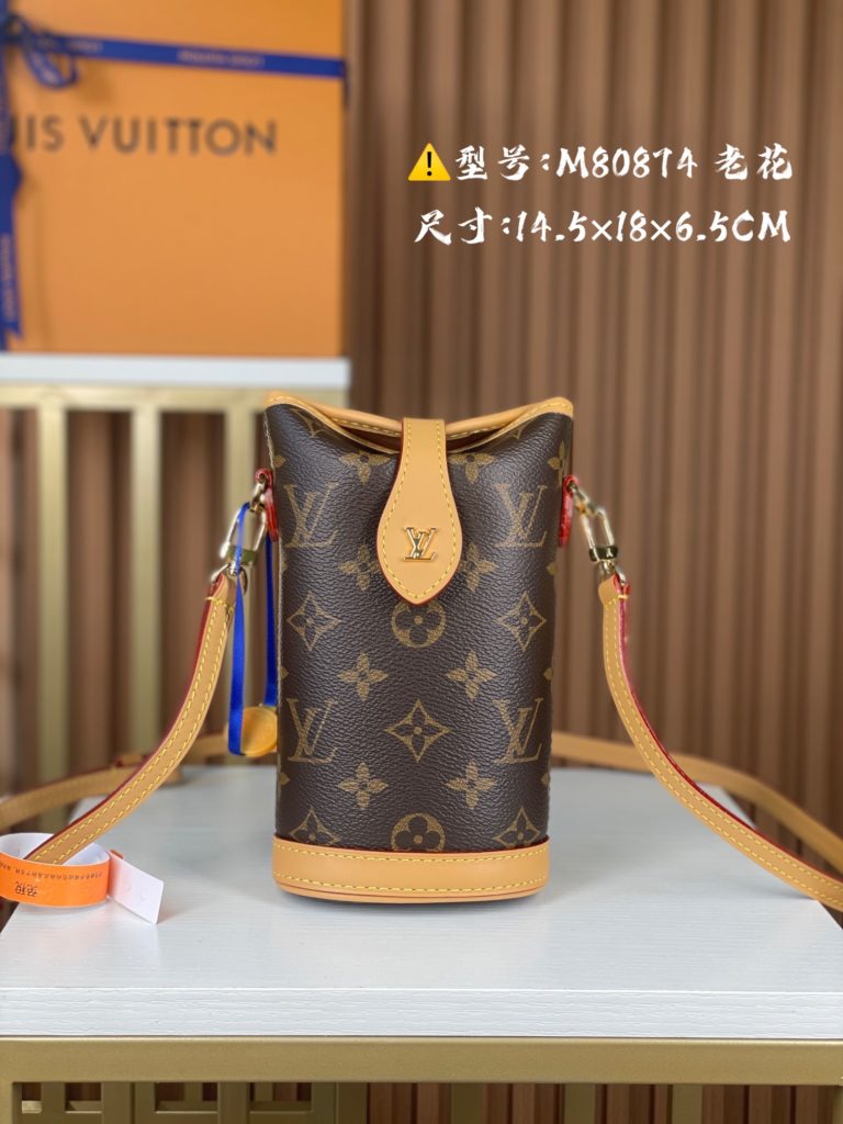 M80874 Old Flower Medieval Bag Series Mini Ice Cream Cylinder 2022 Latest Fold Me With Magnet Button Design Leather With LV Hardware Button Elements Package Body Delicate and Small Size for Men and Women Universal Size: 14.5 × eighteen × 6.5CM