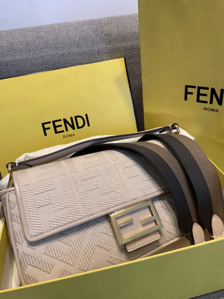 Fendi Fa Staff