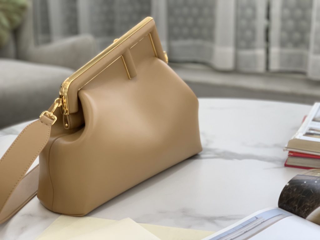 Fendi Fendi's new shoulder bag First is really amazing! 