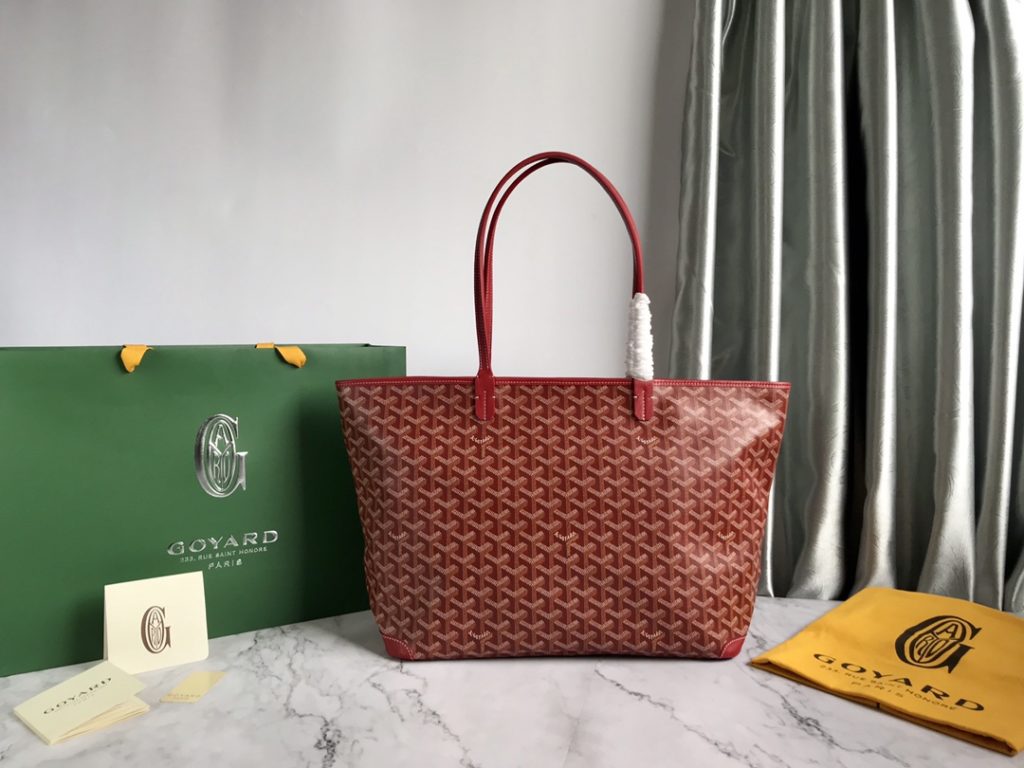 ❤️ After many studies and improvements, Goyard continuously improves the fabric and leather, and customizes them exclusively in all directions ™️ Only to continuously meet the high quality requirements of customers 🔝🔝 If you're worried about the safety of not having a zipper, the zippered Tote bag is definitely the first choice 🔱 Give people enough sense of security and privacy 🆒 The bottom cloth is customized in accordance with ZP [double layer thickened rain dew hemp] 〽 Exclusive customization and upgrade 🆙🆙🤟 The leather is [head layer South African textured leather] 👛🤘 Flexible and non irritating 💪😘 For other details, please refer to the picture [Boxing] [Boxing] Large size: pocket opening 49cm, bottom 35 * height 27 * bottom width 14cm