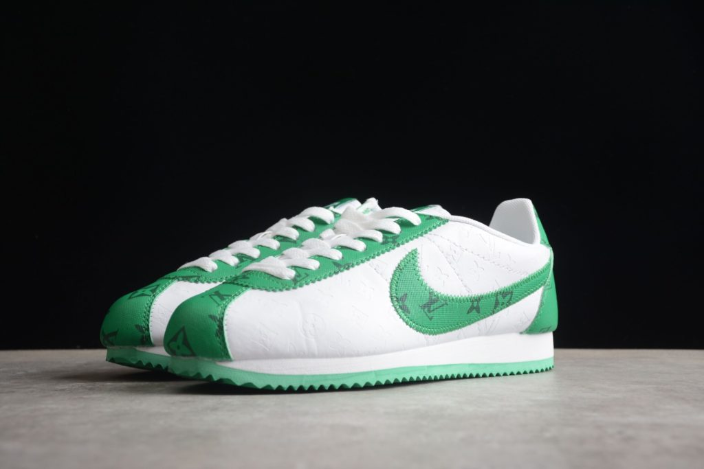 A04B NIke Cortez 72 CLASS IC CORTEZ NYLON PREN LV 1A9VAO SIze：36 36.5 37.5 38 38.5 39 40 40.5 41 42 42.5 43 44