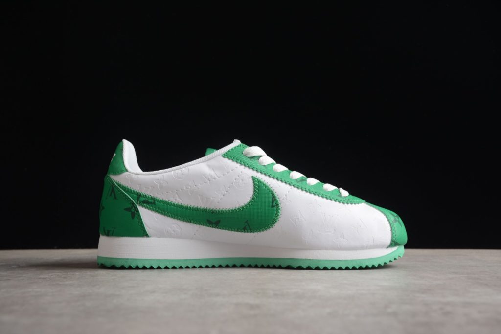 A04B NIke Cortez 72 CLASS IC CORTEZ NYLON PREN LV 1A9VAO SIze：36 36.5 37.5 38 38.5 39 40 40.5 41 42 42.5 43 44