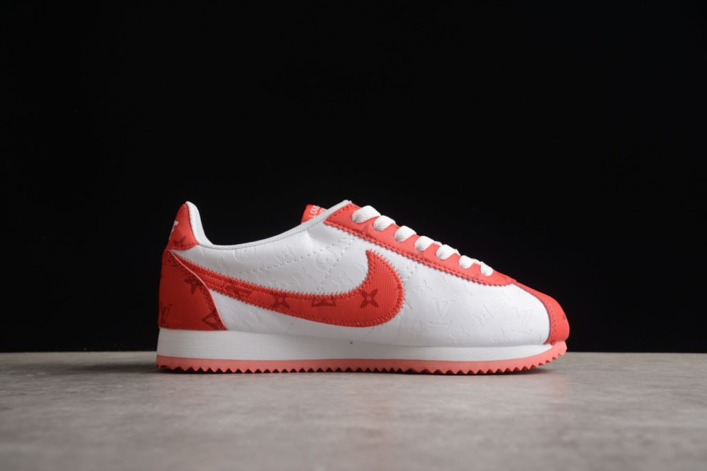 A04B NIke Cortez 72 CLASS IC CORTEZ NYLON PREN LV 1A9VAO SIze：36 36.5 37.5 38 38.5 39 40 40.5 41 42 42.5 43 44