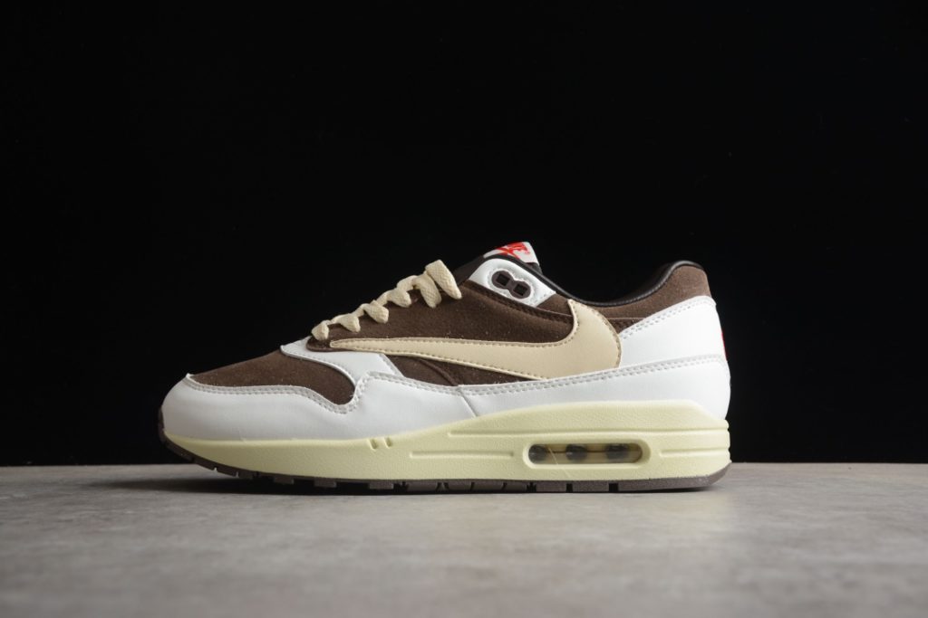 A08B Nike Nike Wmns Air Max 1La Ville Lumi è re Early Generation Retro Air Cushion Versatile Casual Sports Jogging Shoe Rebound PU Molded Inset Window Air Cushion Device Item No.: DM7866-162 Size: 36 36.5 37.5 38 38.5 39 40 40.5 41 42 42.5 43 44 44.5 45 46