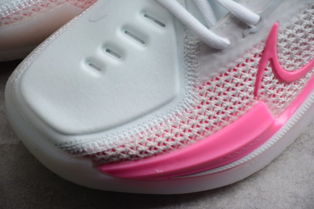 C06C Nike/NIKE Nike Basketball Shoe White Pink Nike AIR ZOOM G.T. CUT EP Basketball Shoe Everything in the Nike Air Zoom GT series is designed for performance service, and the court is its ultimate destination. 