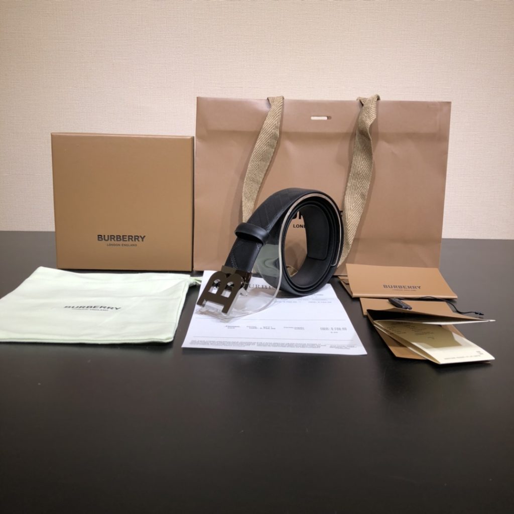 Burberry belt