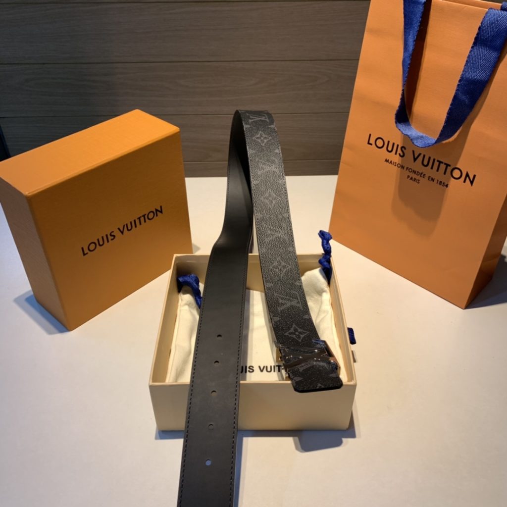 Louis Vuitton Belt