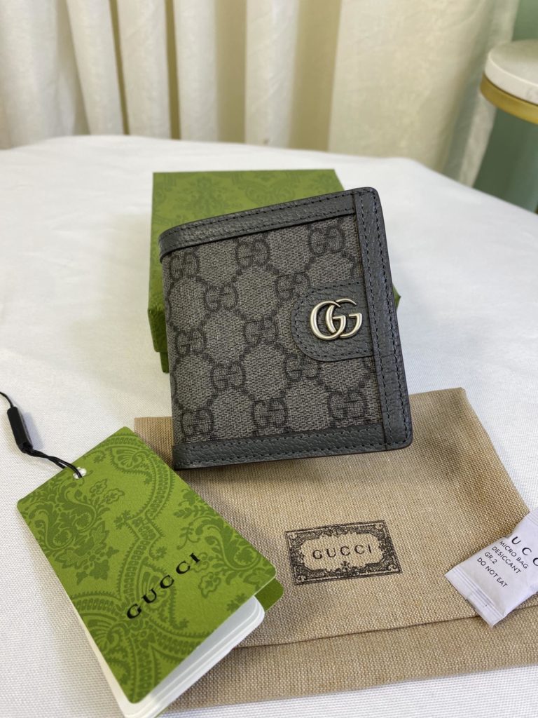 Ophidia Series Wallet Grey Black GG Supreme Canvas Grey Leather Ribbed Palladium Tone Accessories Double G Interior: 8 Card Compartments, 1 Note Compartment Size: 10cm (W) x 10cm (H) Model Number: 732016