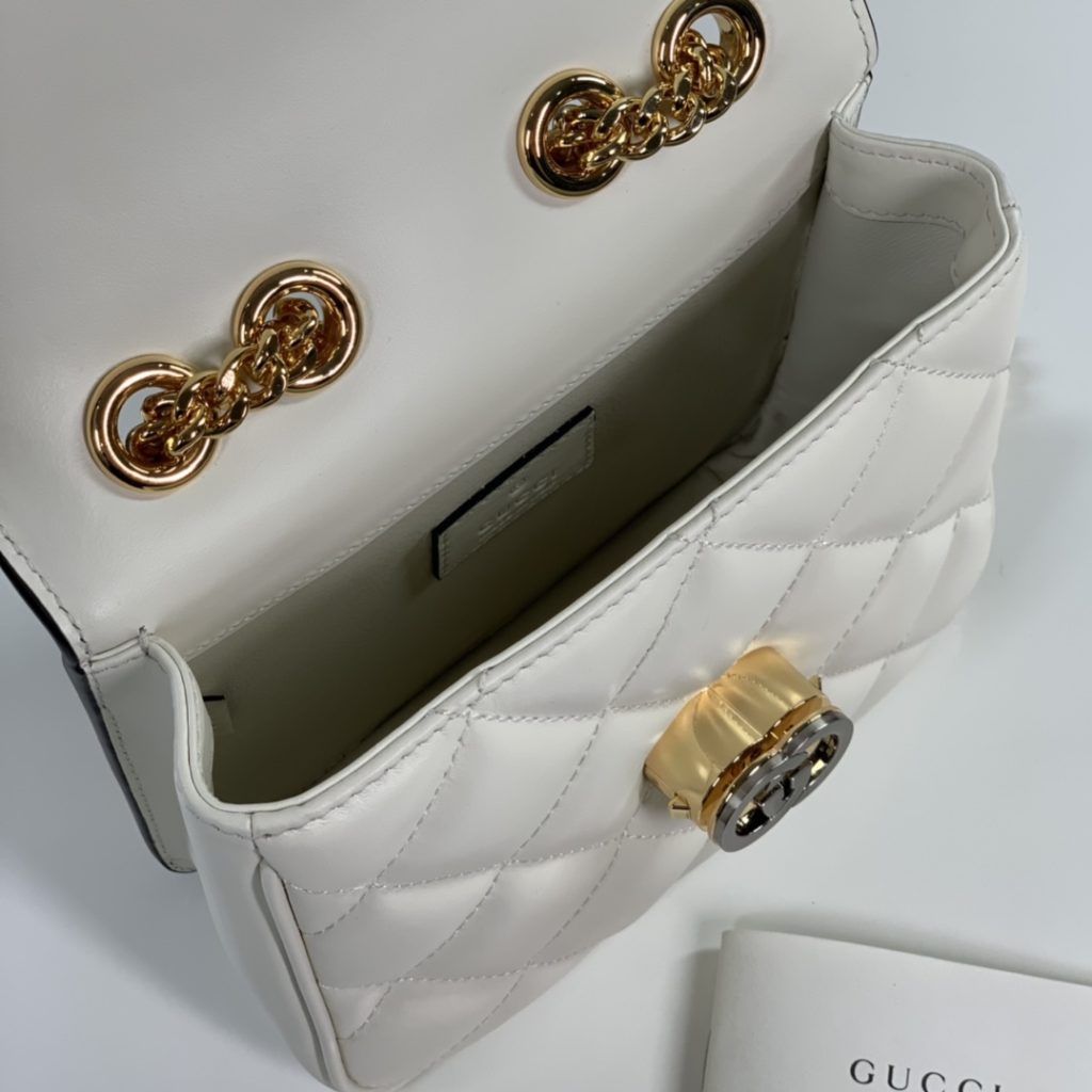 ❤️❤️💛💛 The new GG Deco series interlocking double G mini backpack, white quilted leather with gold accessories, sheepskin lining, chain strap shoulder strap, model number 741457 white, size 18X14.5X8cm