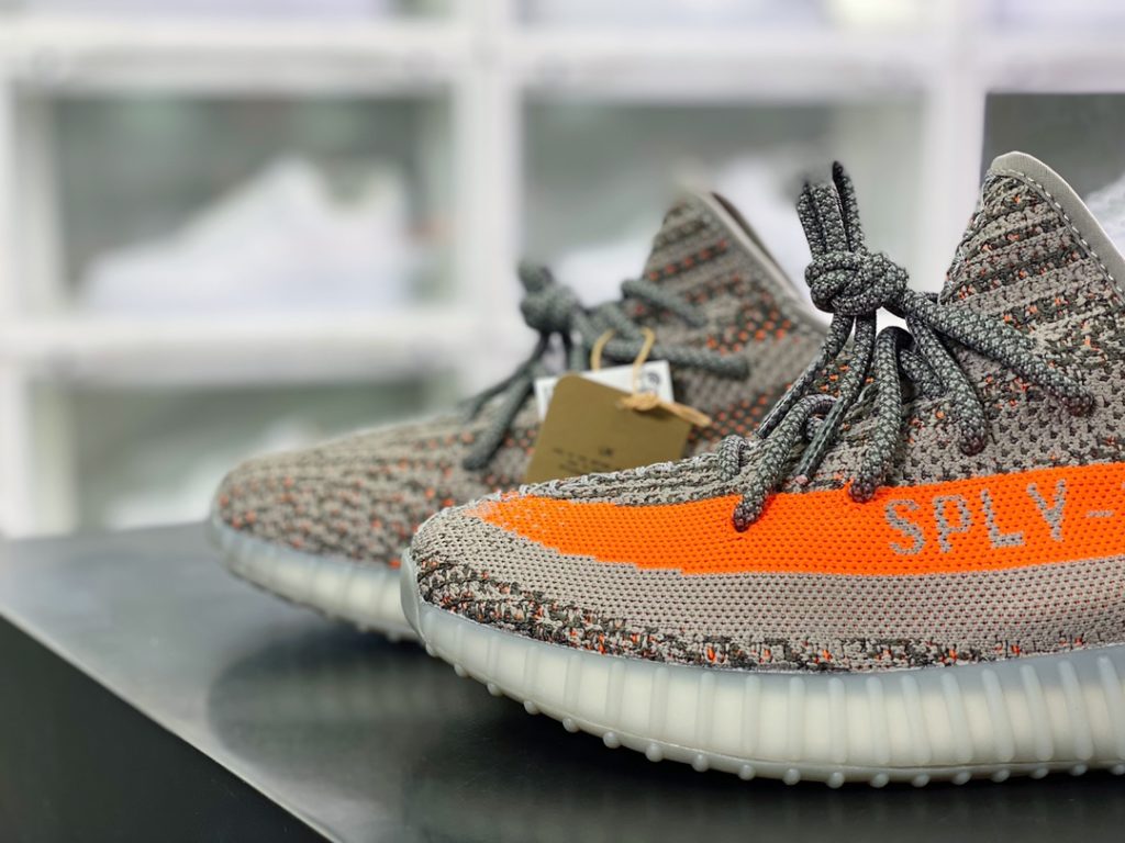 Kanye West x Yeezy Boost 350 V2 