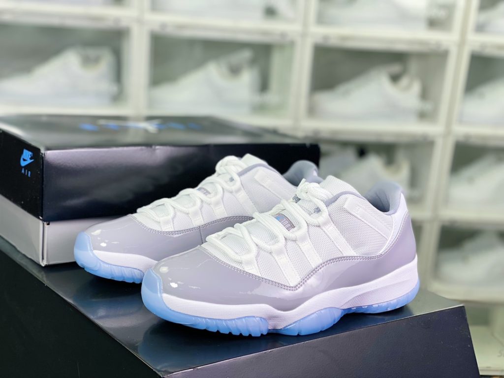 Air Jordan 11 Retro Low 