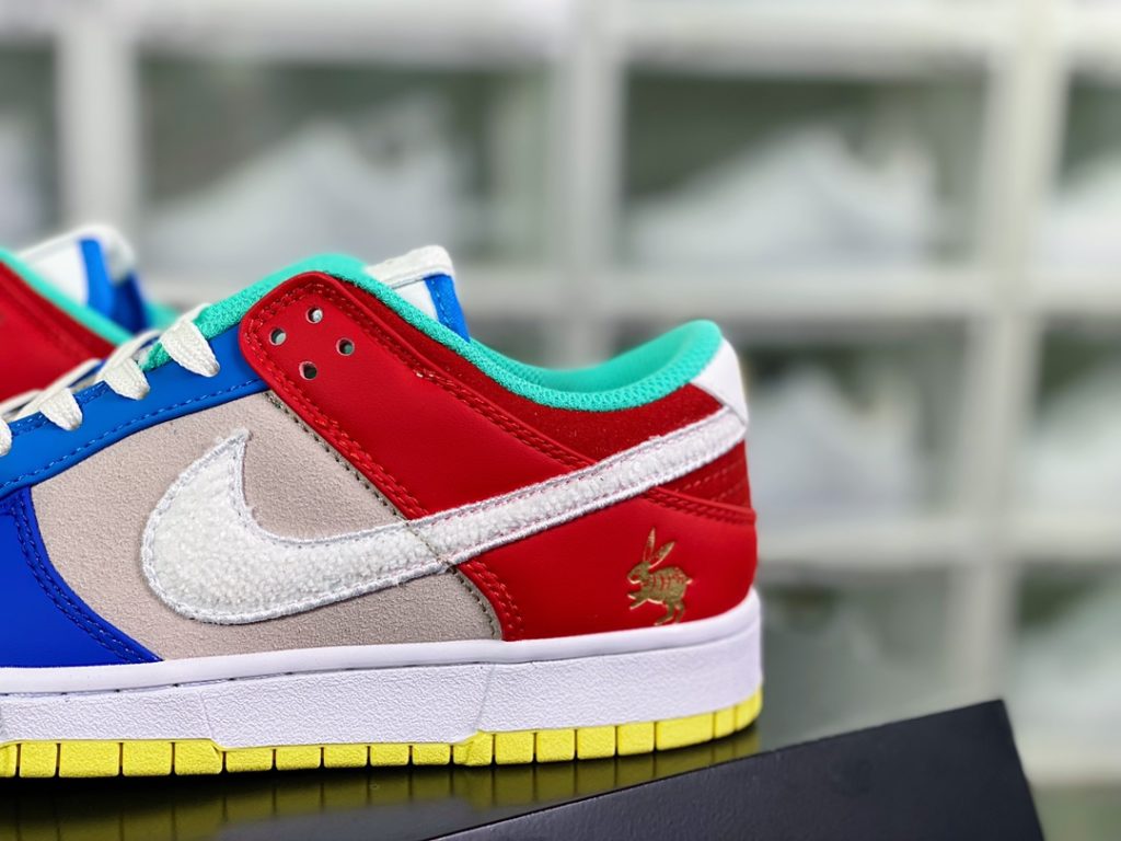 SB Dunk Low 