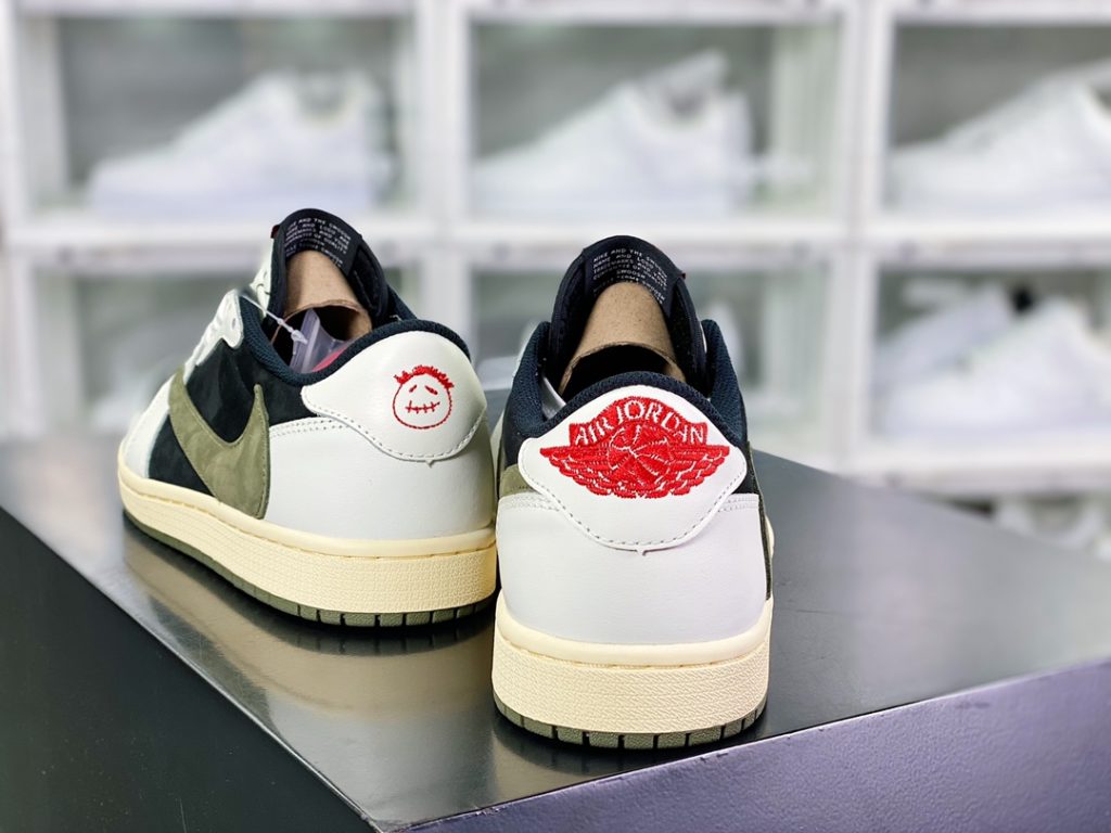 Travis Scott x [Nike] Air Jordan 1 Retro Low OG 