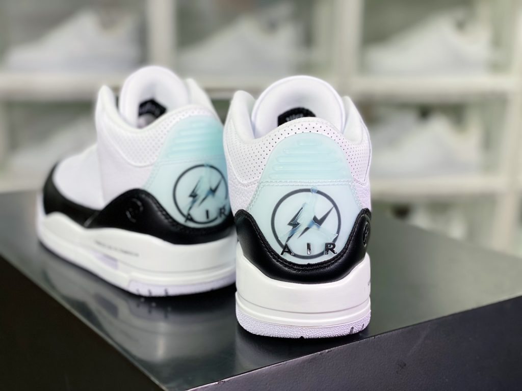 Wmns Air Jordan 3 Retro 