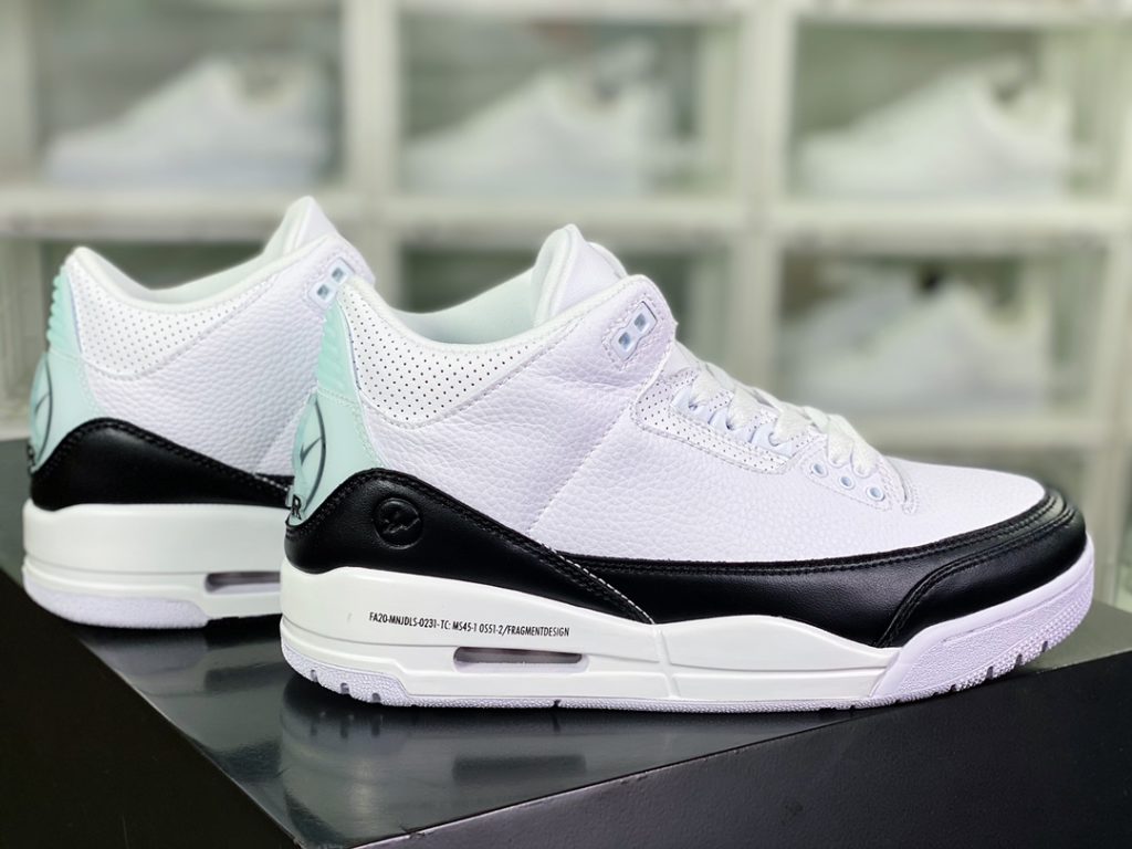 Wmns Air Jordan 3 Retro 