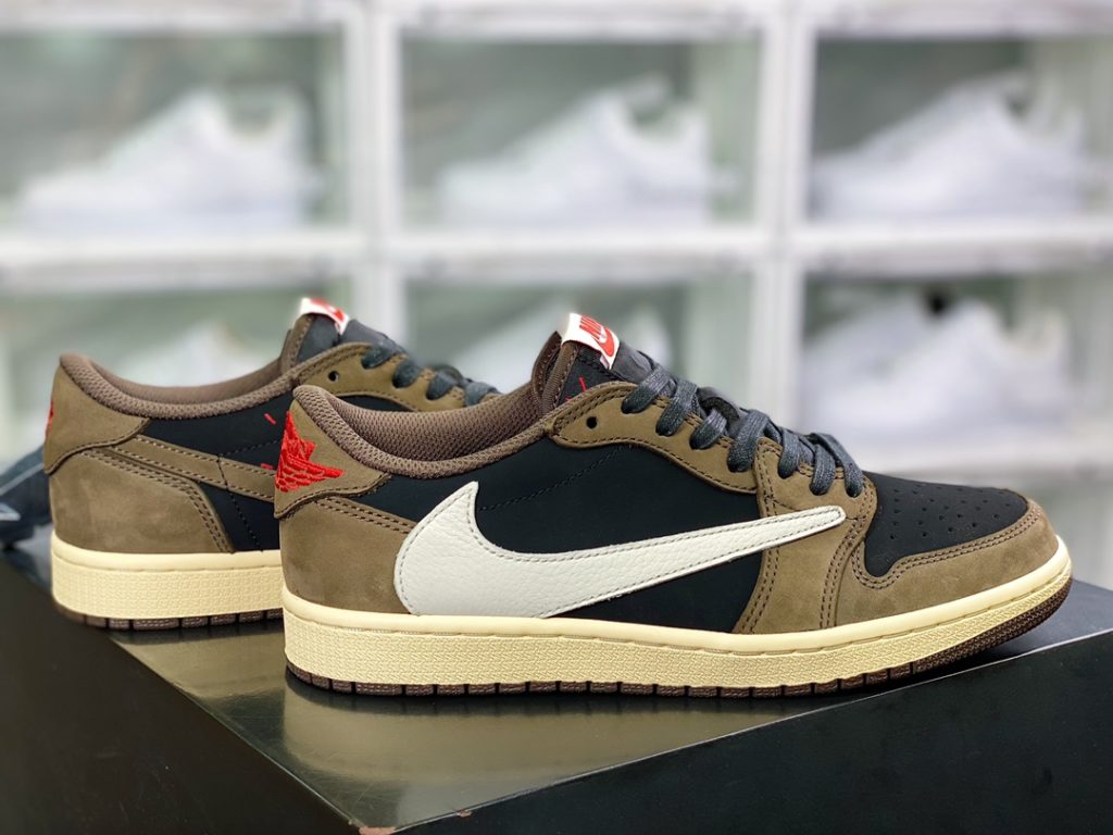 Ragment design x Travis Scott x Air Jordan 1 High OG SP 