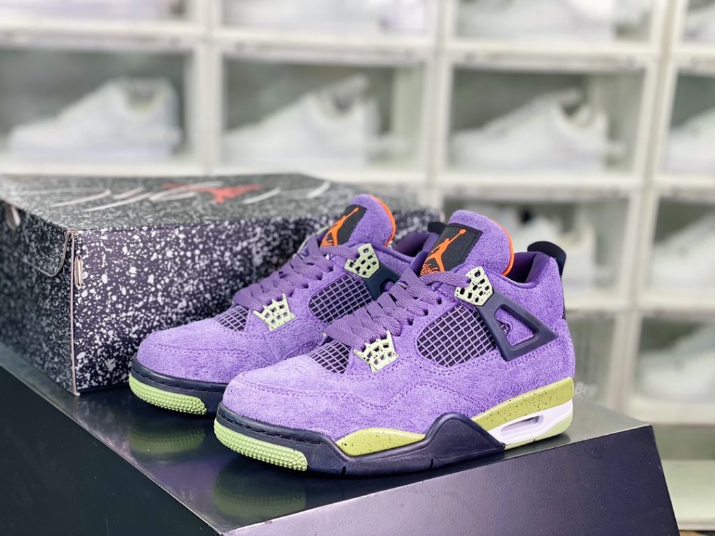 Wmns Air Jordan 4 Retro 