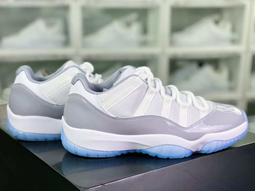 Air Jordan 11 Retro Low 