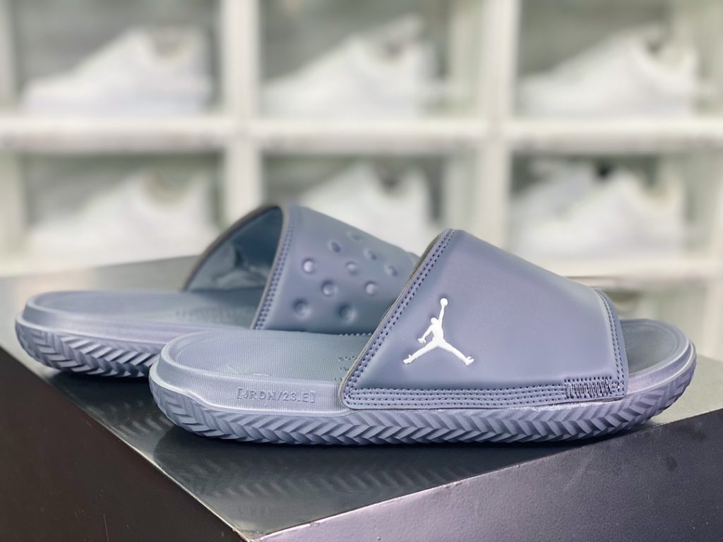 Air Jordan Play Slide 