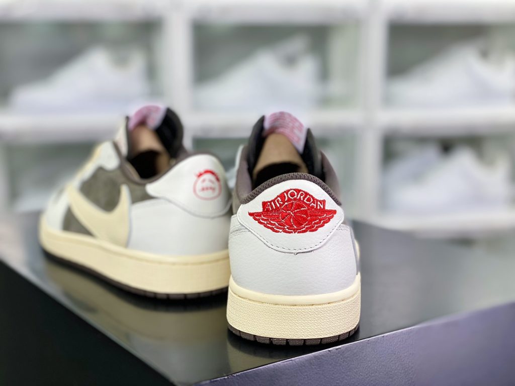 Travis Scott x [Nike] Air Jordan 1 Retro Low OG 