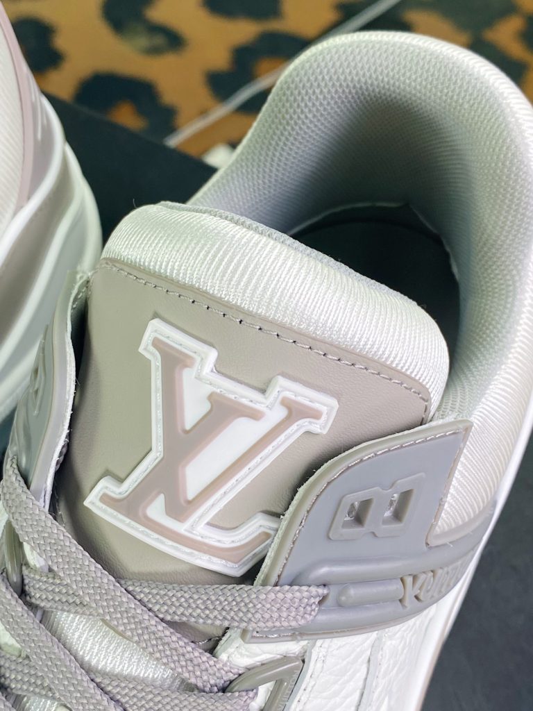 Virgil Abloh personally designed the cutting tool ❗ The all-new LV Louis Vuitton Trainer Sneaker Low Low cut retro casual sports culture versatile basketball board shoes 10