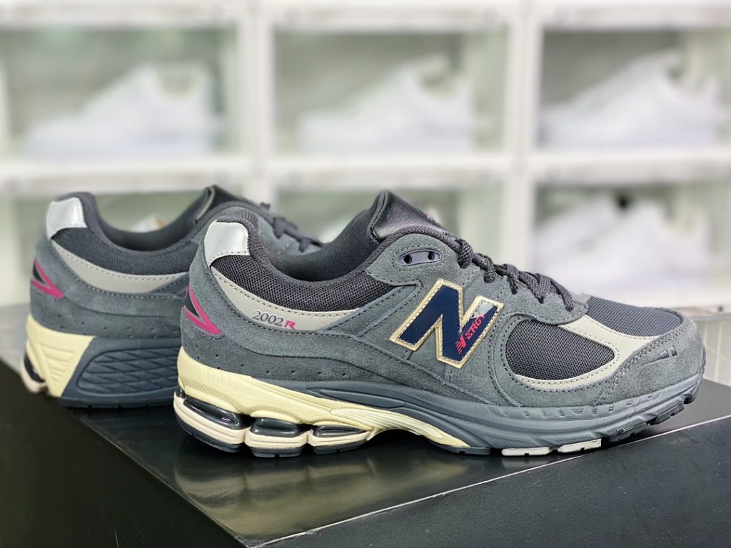 [New Balance New Balance] ML2002 series retro dad style leisure sports jogging shoes 