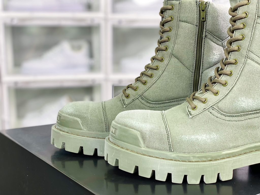 Balenciaga military boots, private molded outsole, antique craftsmanship effect workwear boots 10