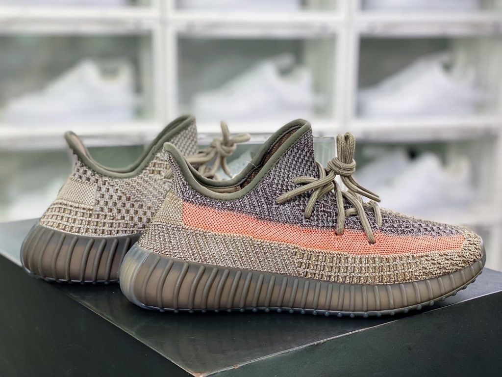 Kanye West x Yeezy Boost 350 V2 